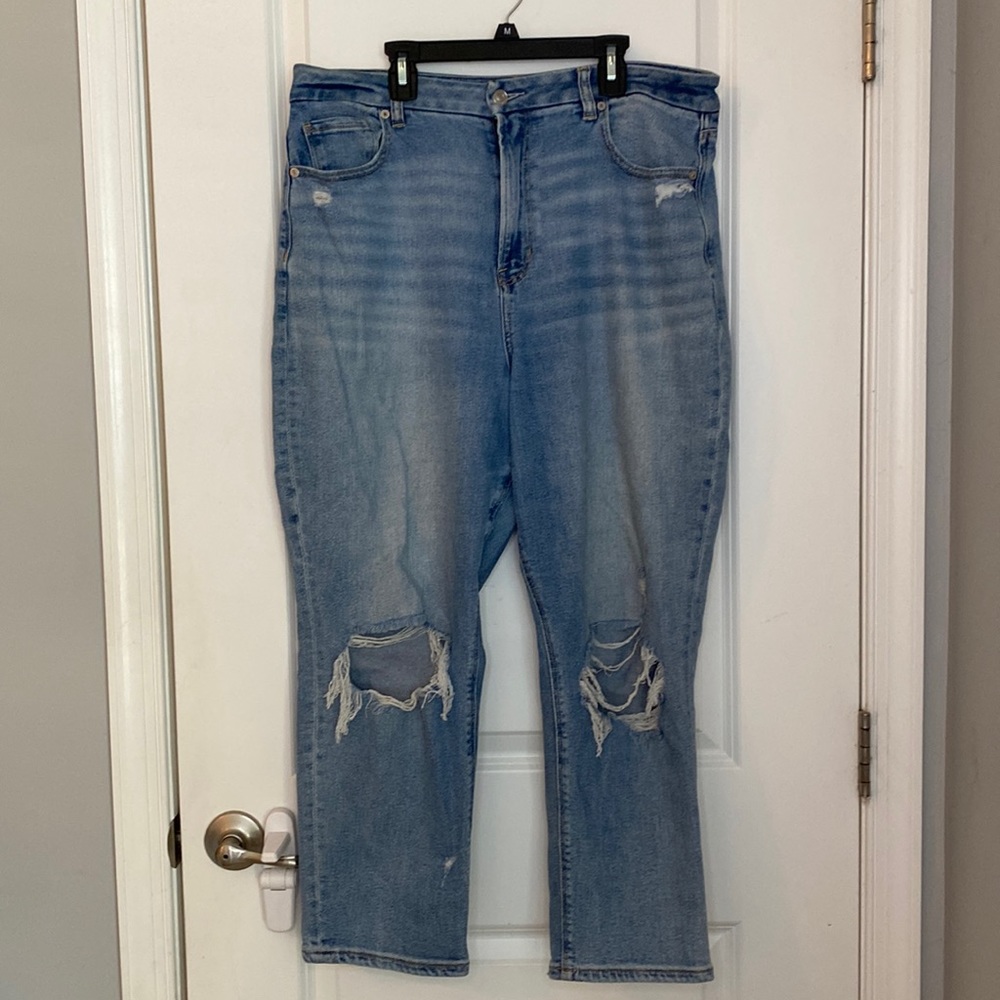 American Eagle Curvy Mom Jean size 14